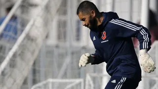 Johnny Herrera se incorporará la próxima semana a los trabajos con el plantel de la U