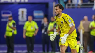 VIDEO | Vozinha calculó mal en el 2-1 y terminó con la peor nota de Cabo Verde