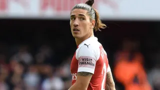 “Me dicen lesbiana”: Bellerín habló sobre los insultos que recibe por parte de la hinchada de Arsenal