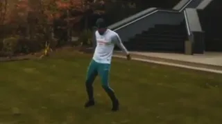 Alisson logró con éxito un desafío de arqueros y festejó como Cristiano Ronaldo