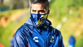 Plantel de Everton estrenó nueva indumentaria de la marca Charly