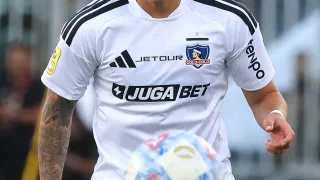 El mensaje desde Europa que ilusiona a los hinchas de Colo Colo: “Que llame”