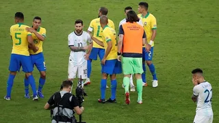 Ex árbitro argentino Javier Castrilli pide que “rueden cabezas” por polémicas con el VAR