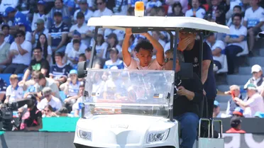 Una baja que puede doler: Cristian Cuevas salió lesionado en el Clásico Universitario