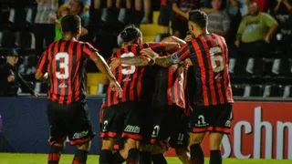 Patronato venció a Gimnasia y Tiro en el arranque de la Copa Argentina