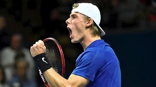 Denis Shapovalov y Filip Krajinovic se medirán por el título en el ATP de Estocolmo