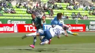 ¡Gran susto! El tremendo choque de Dilan Zúñiga con el portero Torgnascioli que lo dejó complicado