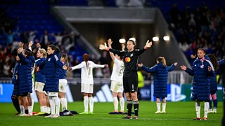 Lyon de Christiane Endler eliminó a Benfica y se instaló en semis de la Champions Femenina