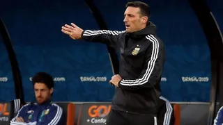 Lionel Scaloni dijo que fue “evidente” que a Messi le pasaron una factura