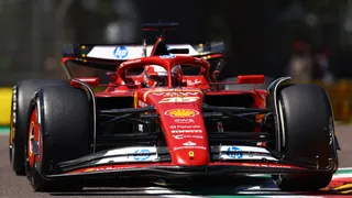 Leclerc dominó los primeros entrenamientos libres en el GP de Emilia-Romagna