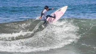 El Arica Pro Tour tuvo una exitosa primera jornada para el surf chileno