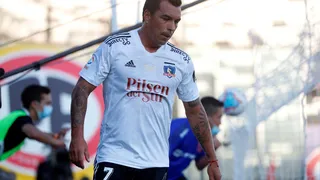 Esteban Paredes quedó fuera de la citación en Colo Colo por decisión técnica
