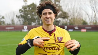 Guillermo Ochoa se convirtió en compañero de Diego Valencia en Salernitana