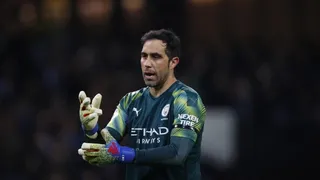 Manchester City de Claudio Bravo busca avanzar en la FA Cup enfrentando a Sheffield Wednesday