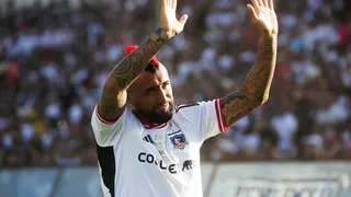 Gil: Arturo Vidal siempre será bienvenido porque le ha dado mucho a Colo Colo