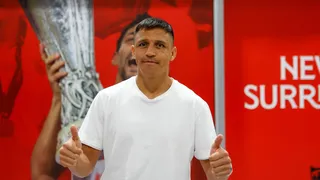 ¡Oficial! Alexis Sánchez ya está en Sevilla: la bomba que sacude el mercado español
