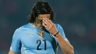 DT de Valencia, a 11 días del Mundial: Cavani tiene el tobillo muy hinchado y con dolor
