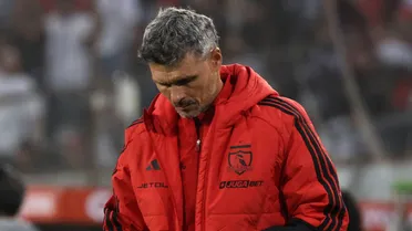 Fernando Ortiz enfrenta un problema en Colo Colo: la denuncia que lo llevó al Tribunal de Disciplina