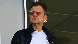 No se mueve de Colo Colo: Aníbal Mosa descartó la salida de un jugador importante