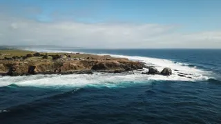 Mundial de Surf Femenino se la juega por una final limpia en Punta de Lobos