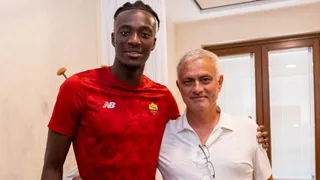 AS Roma hizo oficial la llegada del delantero Tammy Abraham