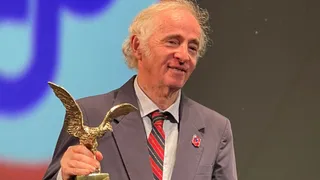 “Toño” Prieto recibió premio como el Mejor Periodista Deportivo 2023