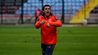 Esteban Valencia tras empate de la U: “El equipo estuvo lejos de lo que venía haciendo”