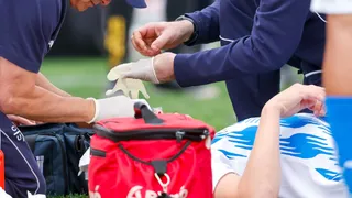 Árbitro denunció agresiones de hinchas de Colo Colo a jugadores de la UC