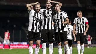 Libertad arrasó con Cerro Porteño antes de citarse con Palestino en Copa Sudamericana