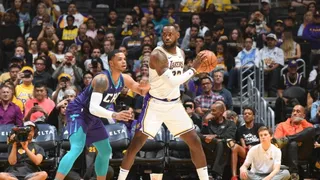 LeBron James debió abandonar su casa por incendio que asola California