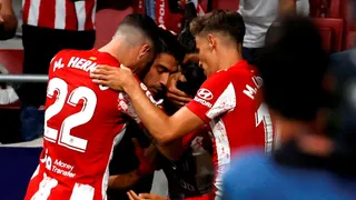 Atlético de Madrid contó con un inspirado Luis Suárez y extendió el nebuloso momento de FC Barcelona