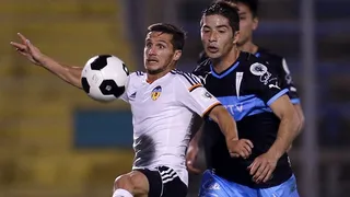 U. Católica logró ajustado triunfo sobre Valencia por la Copa Euroamericana