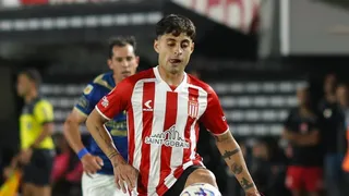 ¿Por qué se enfrió el fichaje de Javier Altamirano en la U?