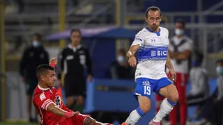 U. Católica empató con La Calera y se coronó por primera vez tricampeón del fútbol chileno