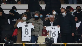 Colo Colo homenajeó a los mundialistas Jorge Toro y Humberto “Chita” Cruz a 60 años de Chile 1962