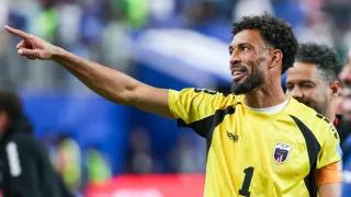 Alivio en Colo Colo: Hay nueva fecha para la llegada de Vozinha