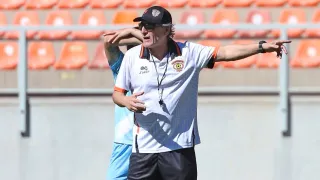 Mario Salas sufre antes de debutar: las bajas que complican a Cobreloa