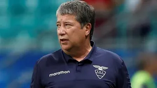 Gómez no aceptó preguntas, pero lamentó derrota ante Chile: Nos hicieron un gol inconcebible