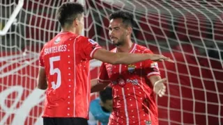 Primera B: Magallanes cortó una larga racha sin ganar ante Santa Cruz y se acercó a los líderes