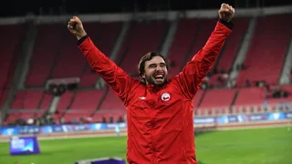 Lucas Nervi le pagó una apuesta a Francisca Crovetto y cambió drásticamente de look