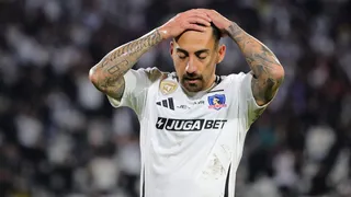 ¿Se va de Colo Colo? La postura de Javier Correa ante el interés desde Argentina