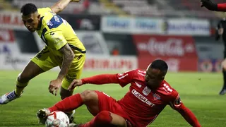 Ñublense vs Everton encendieron la fría noche de Chillán