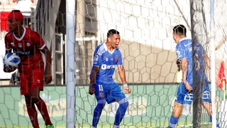 Cristian Palacios marcó su doblete y el tercero para Universidad de Chile