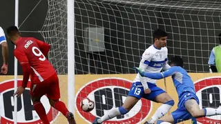 Josepablo Monreal aprovechó un rebote de Dituro y abrió la cuenta para U. La Calera ante la UC