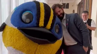 El cariñoso encuentro entre el Presidente Boric y Fiu en La Moneda