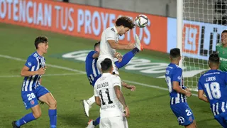 Maximiliano Falcón aumentó con un cabezazo la ventaja de Colo Colo en el Superclásico
