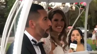 Llegada en carruaje y festejo al ritmo Axé: Los detalles de la boda de Mauricio Isla y Gala Caldirola