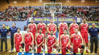 Erick Carrasco: Jugamos mucho mejor contra un rival más fuerte que Colombia