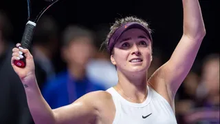 Elina Svitolina venció con categoría a Simona Halep y clasificó a semifinales en Shenzhen