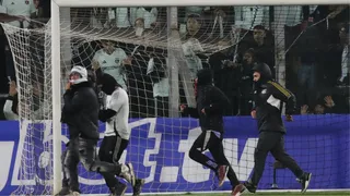 “Operan como organizaciones criminales”: Tajante análisis del Ministro de Seguridad Pública sobre las barras bravas